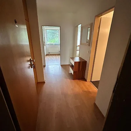 Moebiliert Lage 10min Dus Airport, Messe Und Fussball Stadion Apartment Duisburg